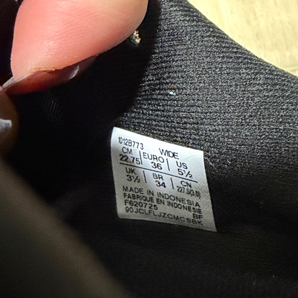 EUC ASICS GEL-CUMULUS 27 WIDE - Picture 6 of 7